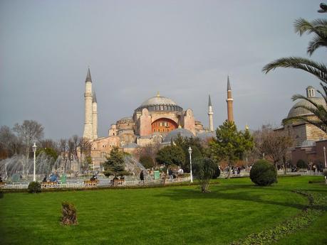 BAKLAVA DE PISTACHOS, ANACARDOS Y NUECES