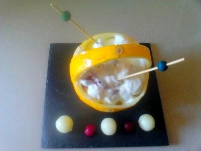 CANASTA DE MELON GALIA RELLENA DE FRUTAS Y YOGURT