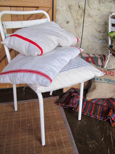 Quedamos...... en un bazar textil Quedamos...... en un bazar textil