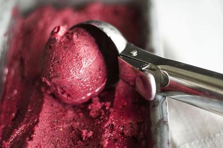 HELADO DE FRUTAS DEL BOSQUE Y YOGUR