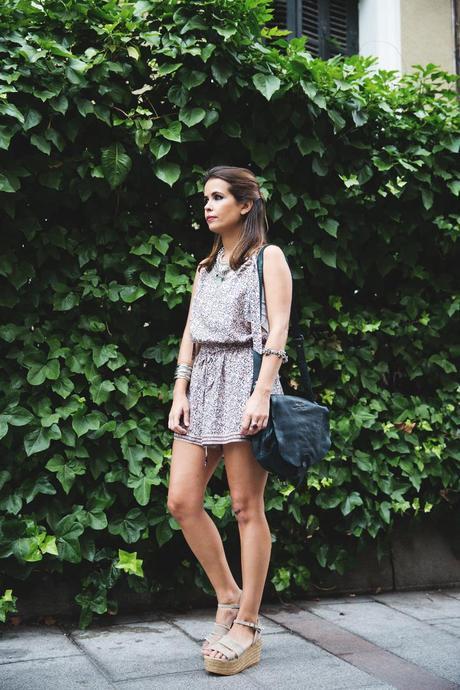 Floral_Jumpsuit-Girissima-Outfit-Street_Style-5