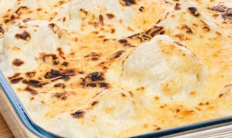 Hoy cocinamos con bechamel… coliflor-tomates-y-bechamel