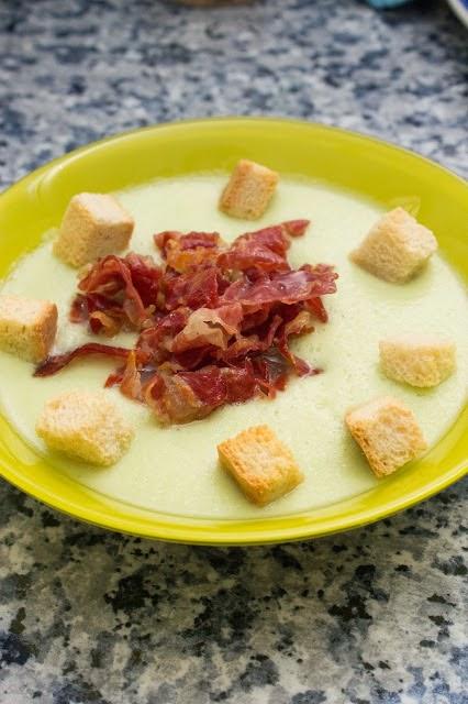 Gazpacho de fresas y sandía, gazpacho de melón y gazpacho de melocotón y naranja