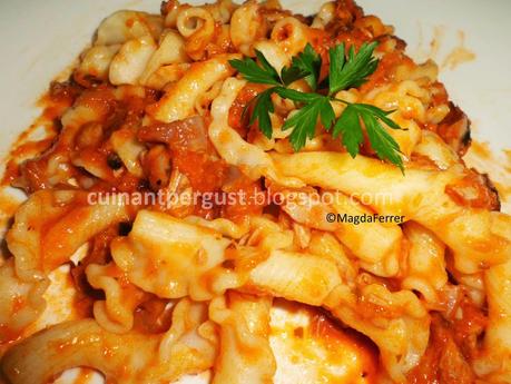 Gigli al ragù di lepre (Gigli con salsa de conejo)