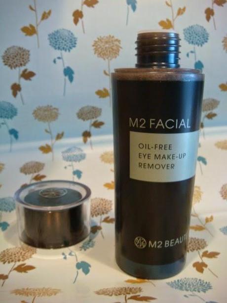 M2 Facial Oil Free Eye Make-Up Remover de M2Beauté o el desmaquillado perfecto de tus pestañas...