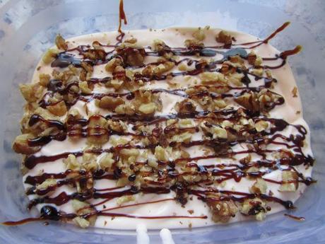 Helado de queso y nueces