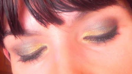 Look camaleon amarillo