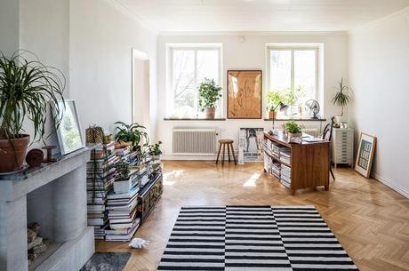 UNA ANTIGUA CARPINTERIA CONVERTIDA EN UNA CASA CON ALMA