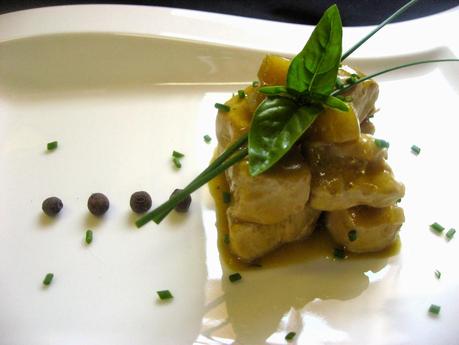 POLLO AL CURRY CON MANZANA