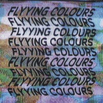 Vuelo espacial de Flyying Colours en el video para su nuevo single 'Not Today'
