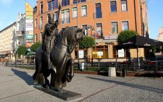 MMONUMENTO EN MALBORK