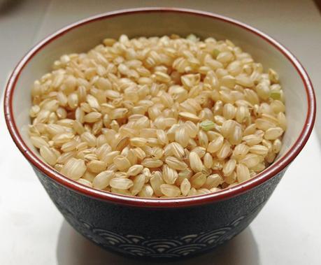 Arroz integral, un cereal depurativo y energético