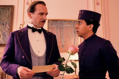 gran hotel budapest, ralph fiennes, gustave, zorro con gafas