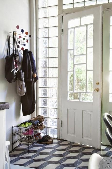 CASAS CON PERSONALIDAD: ESTILO BRITÁNICO EN GOTEMBURGO CASAS CON PERSONALIDAD: ESTILO BRITÁNICO EN GOTEMBURGO