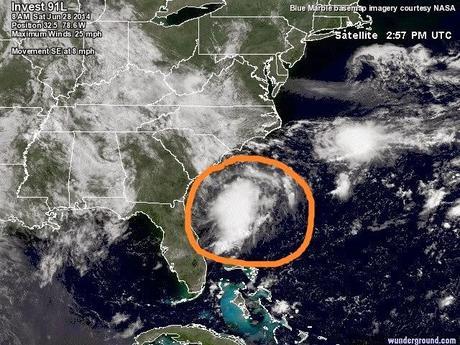 Baja presión frente a las costas de Carolina del Sur(EE.UU) podría evolucionar a un ciclón tropical