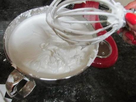 PAVLOVA CON MERENGUE ITALIANO