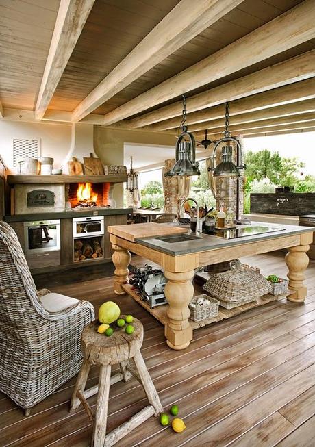 Casa con Toques Rusticos en el Lago Di Garda