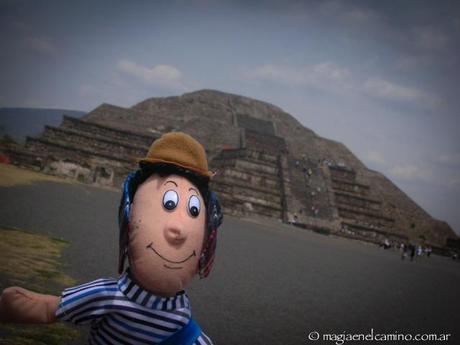 ¿Recorremos la ciudad de México con El Chavo? 12-18