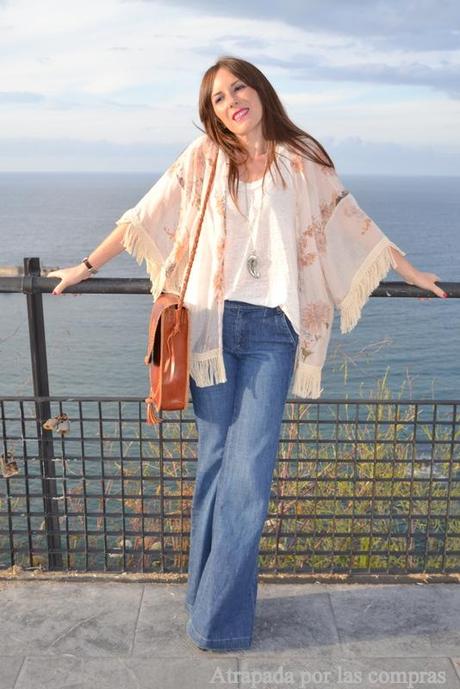 KIMONO DE FLECOS & PANTALÓN CAMPANA