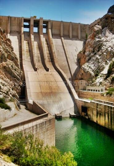 El río Cabriel y el embalse de Contreras, entre Cuenca y Valencia