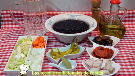 Receta fácil de alubias negras estofadas