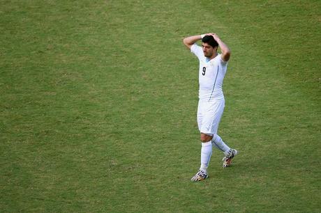 Luis Suárez pide perdón