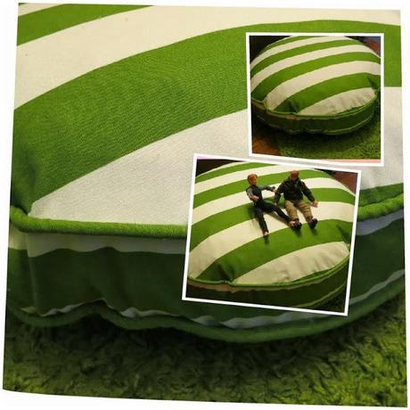 Puf redondo para habitación infantil