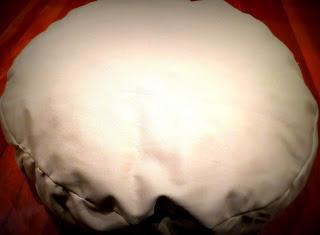 Puf redondo para habitación infantil