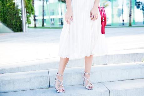 Mango_080_Barcelona-Midi_Skirt-Blue-Gucci-Snake_Sandals-Outfit-Street_Style-21