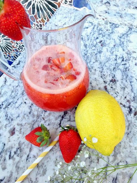 LIMONADA DE FRESA CASERA