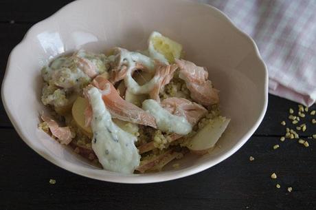 ENSALADA DE MANZANA, BULGUR Y SALMÓN