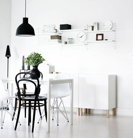 We love String shelving We love String shelving