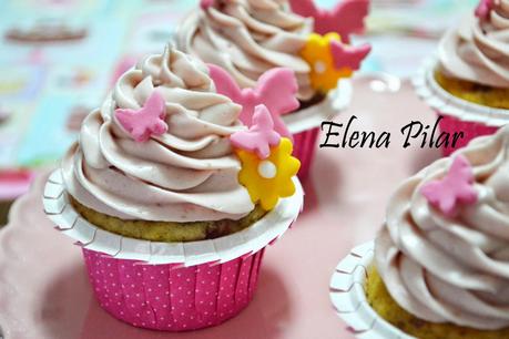 Cupcakes de mermelada de frambuesa