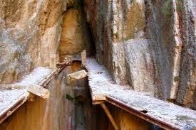 senderismo extremo en el caminito del rey