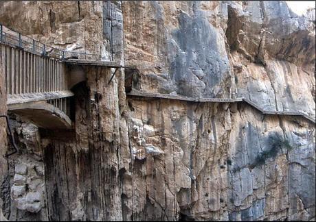 senderismo extremo en el caminito del rey