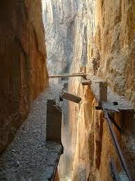 senderismo extremo en el caminito del rey