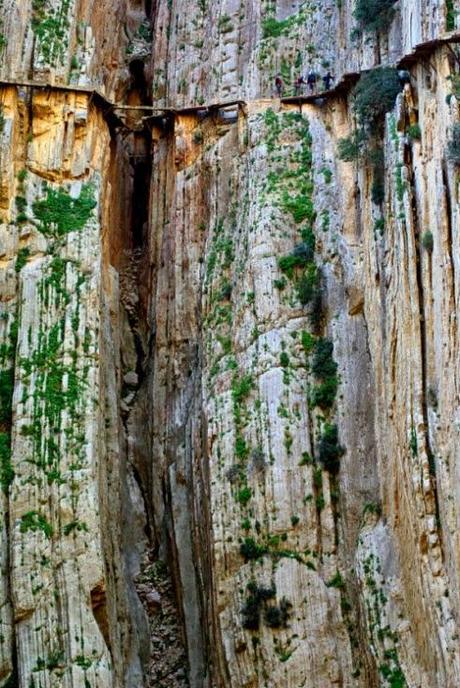 senderismo extremo en el caminito del rey