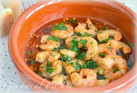 Gambas al pil pil. Receta casera, fácil y rápida. Con y sin ajos.