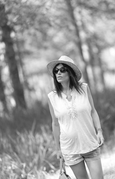 street style barbara crespo a walk in the countryside teruel village fashion blogger outfit the corner shop blog de moda