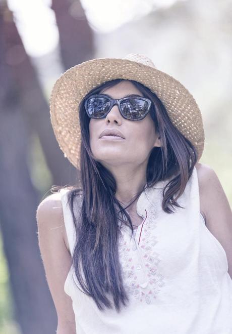 street style barbara crespo a walk in the countryside teruel village fashion blogger outfit the corner shop blog de moda