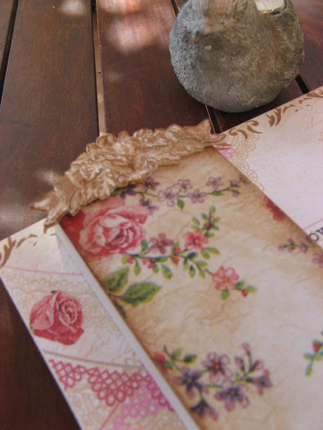 Nueva perchita.....y pinturas de tiza