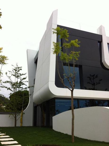 Avance fotográfico de la vivienda diseñada por A-cero en Barcelona