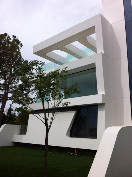 Avance fotográfico de la vivienda diseñada por A-cero en Barcelona