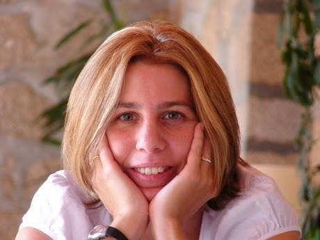 Entrevistando a: Elena de la Fuente. Zokorina Entrevistando a: Elena de la Fuente. Zokorina