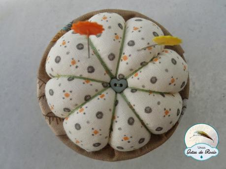 El acerico mono. El acerico mono.