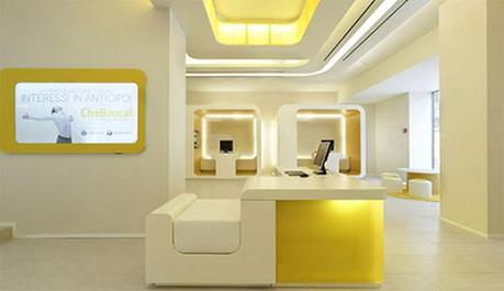 Oficinas en color amarillo