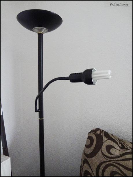 Lámpara colgante con escuadra