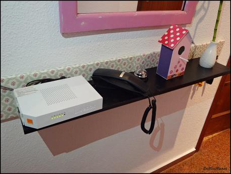 Leja para el recibidor y bombillas de cemento