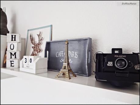 Cabeza de vidrio y 1 pared del salón