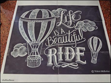 Cuadro pizarra con pompones